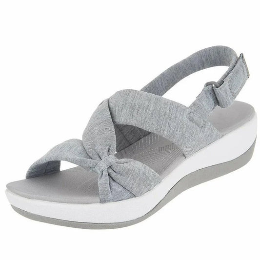 Bequeme Sommersandalen mit Fußgewölbestütze