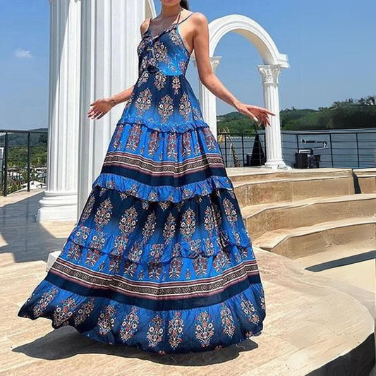 Fließendes Bohemian-Maxikleid mit mehrlagigem Saum und Spitzendetail