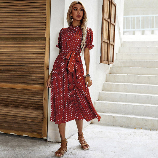 Plissiertes Kleid mit Polka Dots