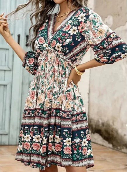 – kurzärmliges bedrucktes boho-kleid für damen