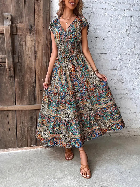 Kleid mit Paisley-Druck und kurzen Rüschensäumen | Rissa